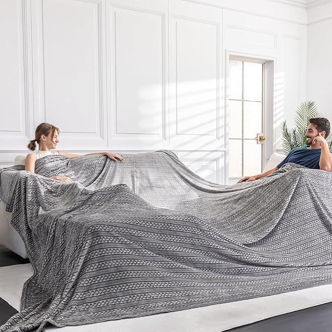 Soft Cozy 120x138 Inches Seamless Oversized King Fleece Blanket, 3D Jacquard Decorative Giant 10'x11.5' California King Blanket Extra Large for Bed, Sofa, Couch, Travel, Light Grey Chain