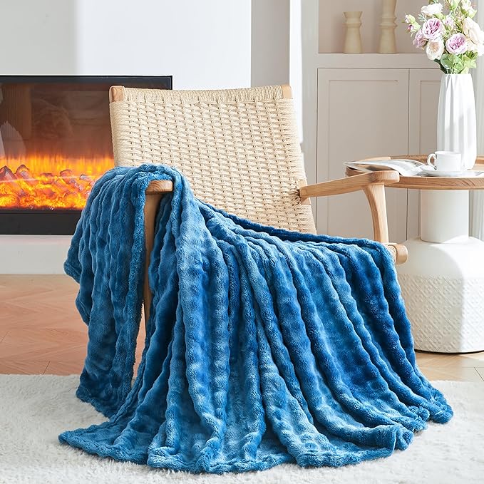 3D Bubble Plush Blanket Textured Fleece Throw Soft Warm Cozy Blanket Couch Bed Twin Blue 60x80 Inches