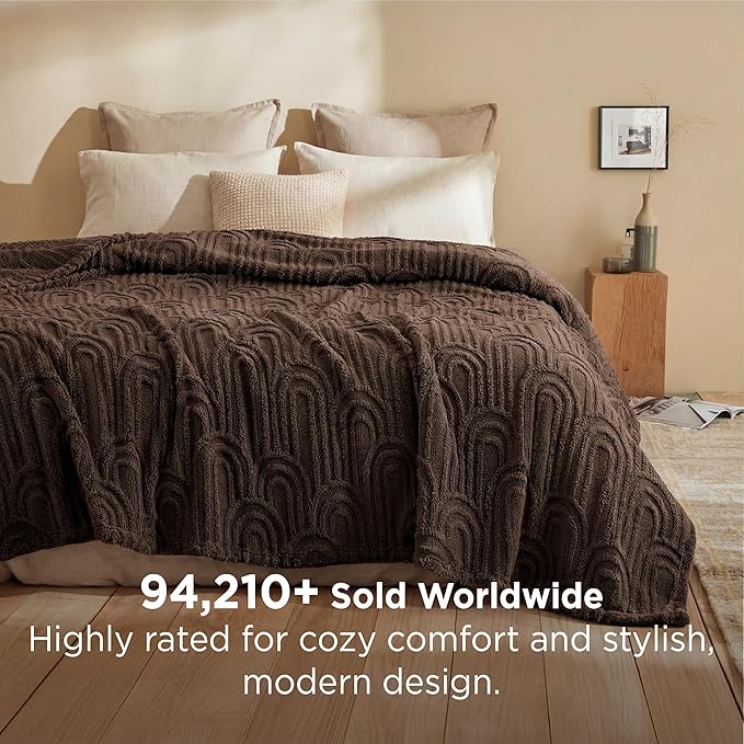 Bedsure GentleSoft Fleece Blanket Queen Size for Bed - Super Soft & Cozy, Fluffy Blankets for Women & Girls, Ideal for Sofa & Couch, Dark Brown, 90x90 Inches