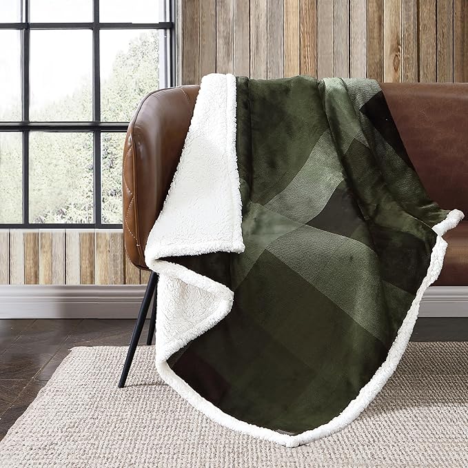 Eddie Bauer - Throw Blanket, Brushed Fleece & Plush Sherpa Bedding, Blanket for Couch & Bed (Pine Plaid Green, 50" x 60")