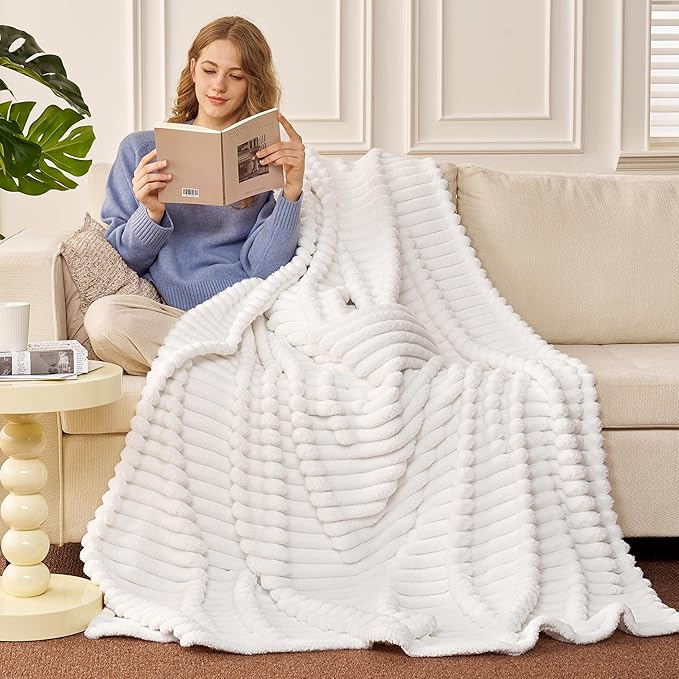 Joiedomi White Twin Blanket for Bed, Soft & Warm White Fleece Blankets Gifts for Women Men Mom, Cozy Cute Soft Cream White Throw 60x80 Inches