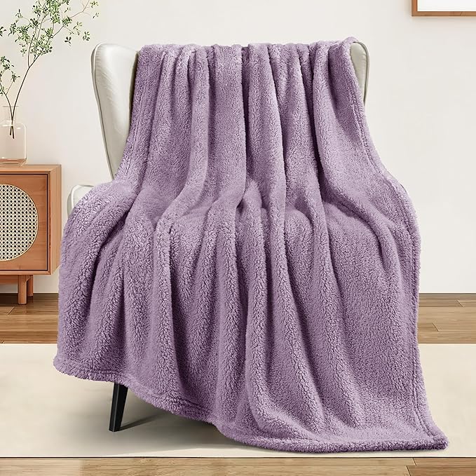Exclusivo Mezcla Soft Fleece Throw Blanket for Couch, Super Soft Velvet Plush Fleece Blankets, Fuzzy Cozy and Warm for Winter, 50x60 Inches, Grayish Purple