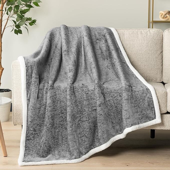 Premium Sherpa Melange Throw Blanket for Twin Bed, Couch, Sofa by Pavilia | Soft, Fluffy, Plush, Warm, Cozy | Charcoal Gray Lightweight Microfiber, Modern Luxury Reversible TV Blanket | 60 x 80 Inches