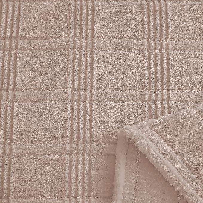 Super Soft Flannel Throw Blanket 50x60 Inches, Premium Checkered Jacquaed Silky Fleece Lightweight Bed Blanket All Season Use, Light Camel, 50"x60"