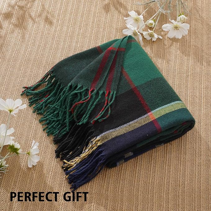 BATTILO HOME Forest Green Plaid Throw Blanket for Couch - Christmas Plaid Blanket Buffalo Checkered Blankets - Lightweight Farmhouse Outdoor Throw Blankets for Bed, Sofa 50"x60"