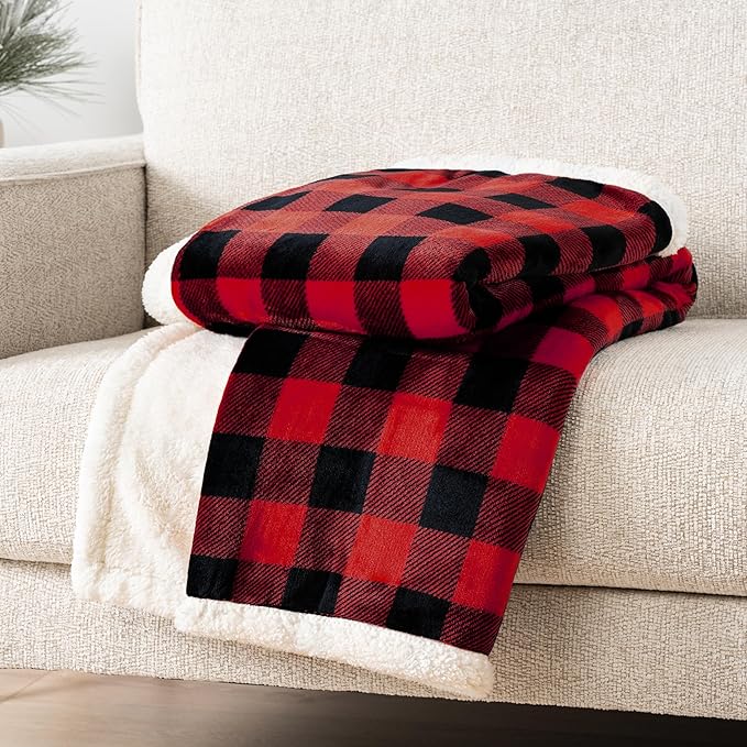 PAVILIA Black and Red Buffalo Plaid Sherpa Throw Blanket for Couch, Christmas Red Black Checkered Fleece Blanket and Throws, Soft Fuzzy Flannel Blanket for Sofa Bed, Cozy Winter, 50x60