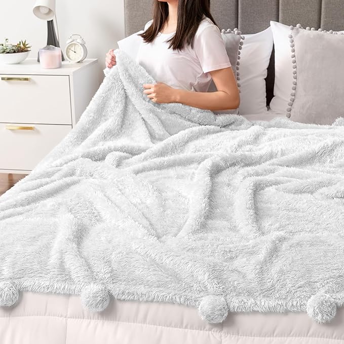 Pavilia Sherpa Throw Blanket - Warm Plush Fuzzy Pom Pom Blanket for Couch, Soft Cozy Fluffy, White, 50x60