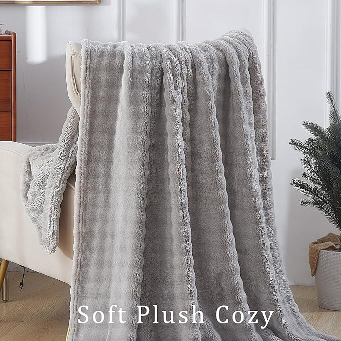 Fluffy 3D Bubble Throw Blanket for Couch & Bed – Cozy Soft Fleece Blankets for Women & Girls – Warm Lightweight Fuzzy Throw XL (50x70) – Machine Washable Gifts