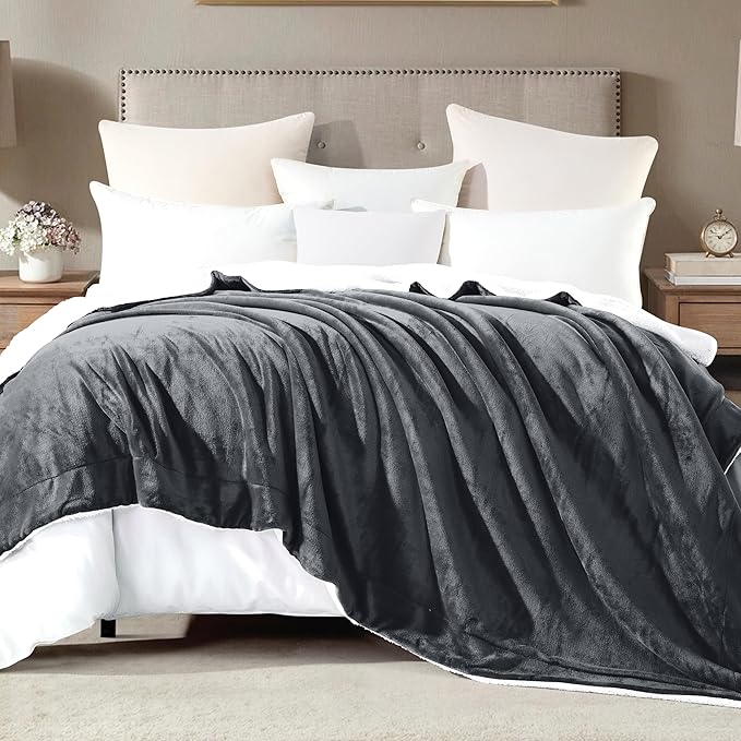 Mocassi Premium Ultra-Soft Flannel Fleece Sherpa Throw Blanket - Warm Cozy Reversible Plush Micromink Blanket for Couch, Bed and Sofa - Fluffy, Christmas Winter Bedding Gift, Full, Gray
