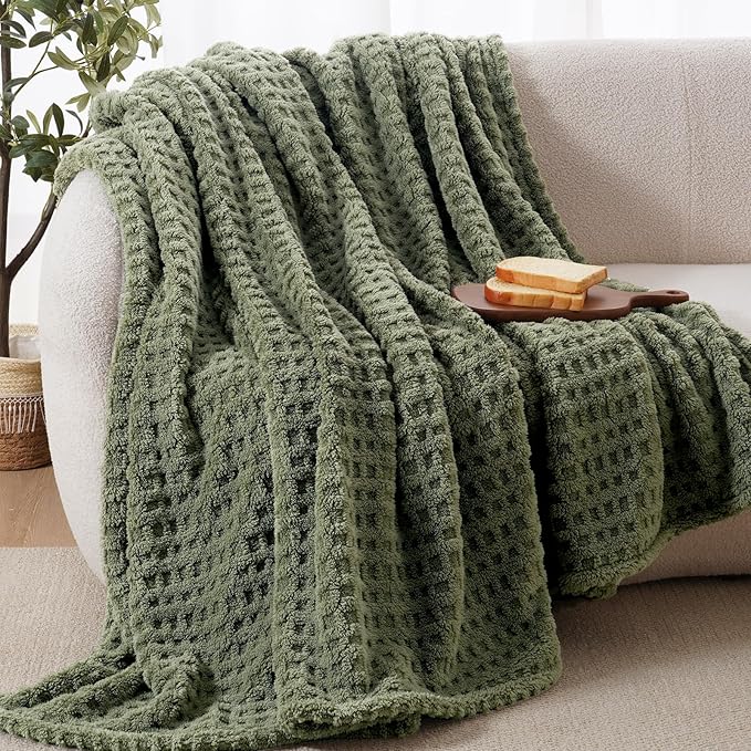 David's Home Ultra Soft Fleece Blanket Queen Size for Bed, Plush Shaggy Fluffy 3D Jacquard Waffle Throw for Couch, Warm Lightweight for Fall Winter,Fuzzy Aesthetic Room Decor,90x90 inches,Dark Olive