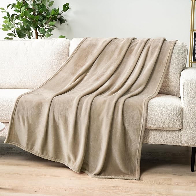 PAVILIA Taupe Fleece Throw Blanket for Couch Twin Size, Light Brown Super Soft Fuzzy Flannel Throw for Sofa, Luxury Plush Microfiber Blanket Twin Bed, Home Decorative Velvet Gift Blanket, 60x80