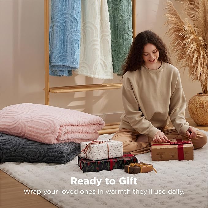 Bedsure GentleSoft Purple Throw Blanket for Couch - Super Soft & Cozy Summer Blankets for Women, Fluffy Fleece Throw for Girls, for Women, Ideal for Room, Home & Bedroom Decor, 50x60 Inches