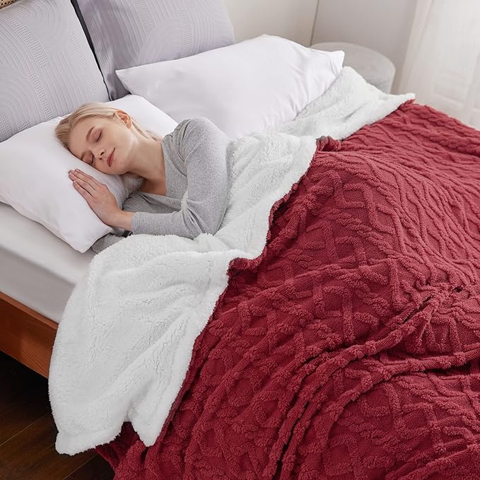 Bedsure Gentlesoft Sherpa Queen Size Blanket for Bed - Fleece Fluffy & Cozy Cable Jacquard Tufted for Women Gift, Thick and Warm Christmas Blanket for Winter, Red, 90x90 Inches