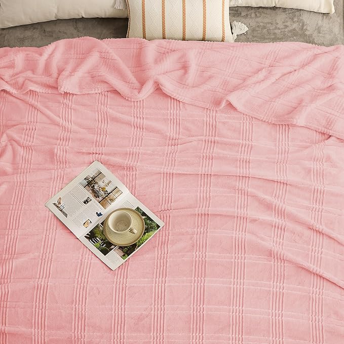 Super Soft Flannel Throw Blanket 50x60 Inches, Premium Checkered Jacquaed Silky Fleece Lightweight Bed Blanket All Season Use, Light Pink-1 Strip, 50"x60"