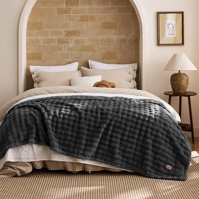 Bedsure 3D Fleece Bubble Blanket - GentleSoft Grey King Blanket for Sofa Bed Room Decor - Luxury Soft Cozy Gifts for Women, Lightweight, All Seasons, Dark Grey, 108"×90"