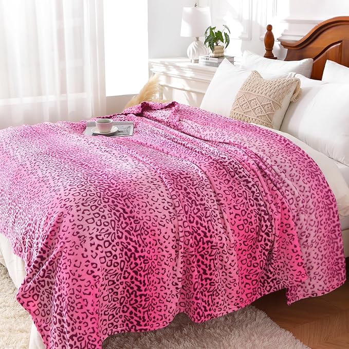 Viviland Flannel Fleece Blanket Queen Size 90x90 inches, Lightweight, Super Soft Cozy Warm Blanket, Cheetah Print Pink