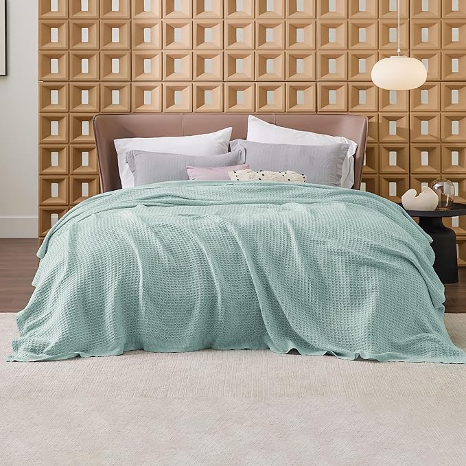 Bedsure Gentlesoft 100% Cotton Blanket King Size for Bed - Cooling Breathable and Soft for Spring Summer, Thick Cozy Waffle Weave Blanket Gifts for Women, Mint, 104x90 inches